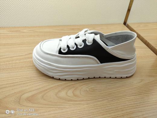 豪行22319606牛皮板鞋休闲百搭增高厚底学生平底鞋 商品图0