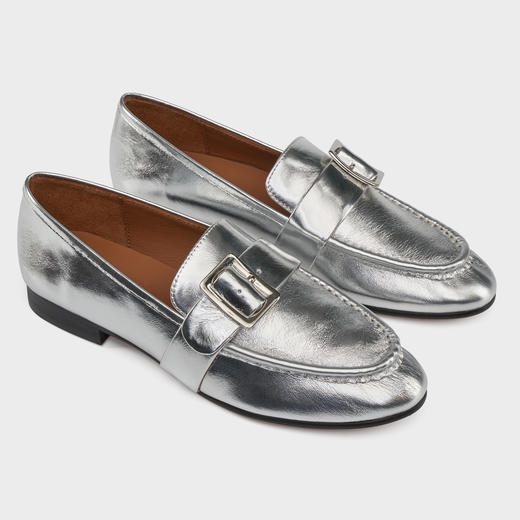 Julia Heuer 复古经典饰扣乐福鞋 商品图6