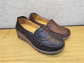 豪行春季新款豪行春季新款22106271真皮复古休闲低跟女鞋单鞋皮鞋真皮复古休闲低跟女鞋单鞋皮鞋