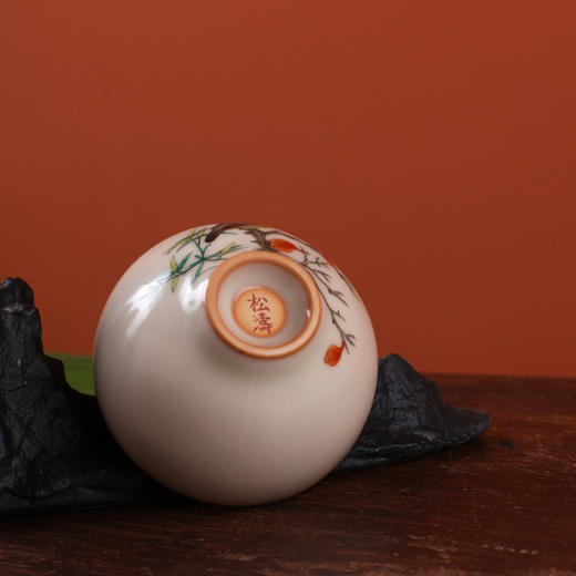 问鼎松涛彩绘哥窑玉盈杯（翠叶藏莺）（缺货） 商品图4