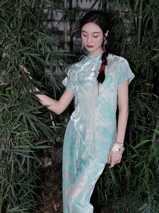 盛唐婧 |蒂芙尼蓝国风丝绒短袖上衣&直筒裤套装 商品图8