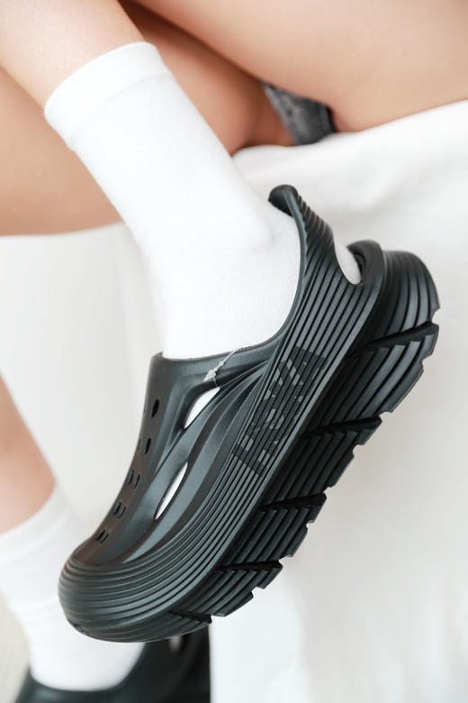 显高显腿长，山系徒步溯溪鞋。户外软底缓震凉鞋洞洞鞋男A080860 商品图9