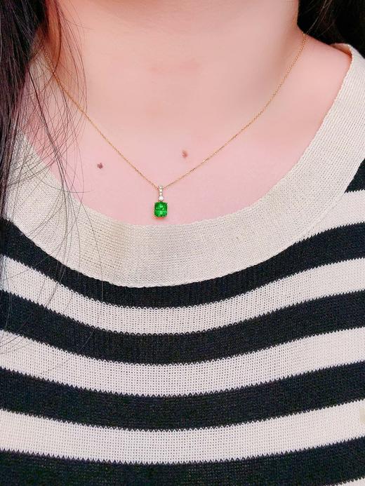 1.23ct 祖母绿吊坠 商品图4