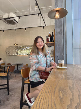 【斜挎包包】送一副民族风斜挎带【7天内发货】💞“时光豆腐包”，小包包！大容量！包型秀气可爱~植鞣牛皮包，四色可选，长17cm*高14cm*宽7cm🤗