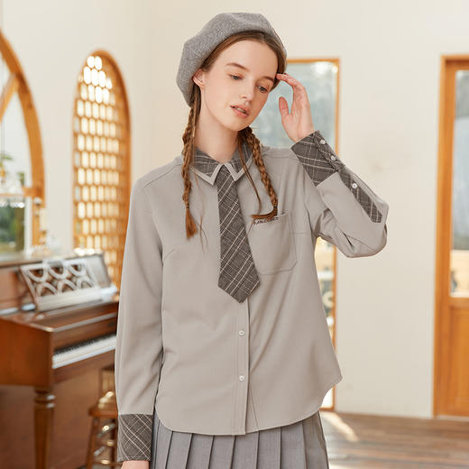 Famecoco范可儿学院风衬衫带领带格纹翻领拼接打底上衣F228BH004 商品图1