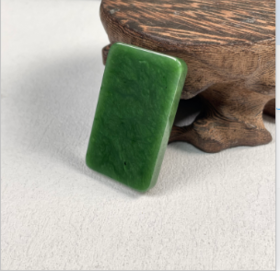 玉美人菲菲/和田玉无事牌吊坠约30*50mm