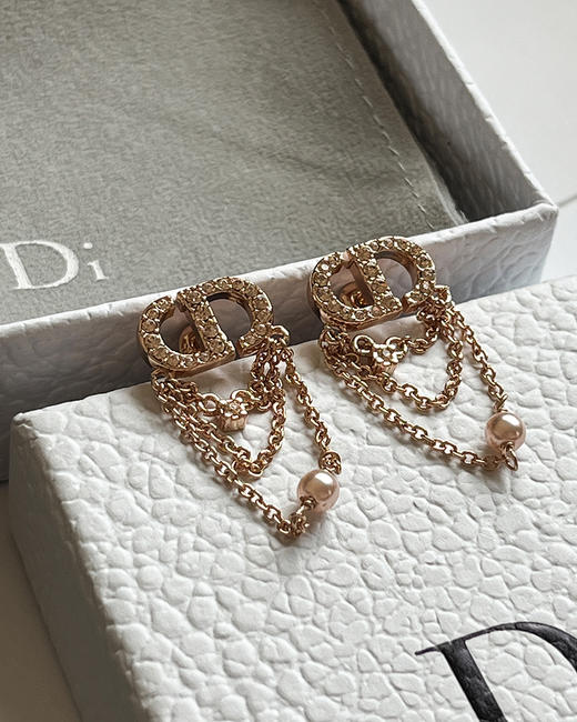 THS 8.10-无  D家 多层链条流苏耳饰 CU1229 商品图6