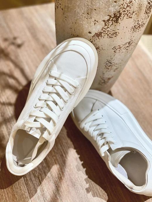 洛诗琳夏季新款进口意大利小牛皮舒适厚底牛皮小白鞋0153 商品图5