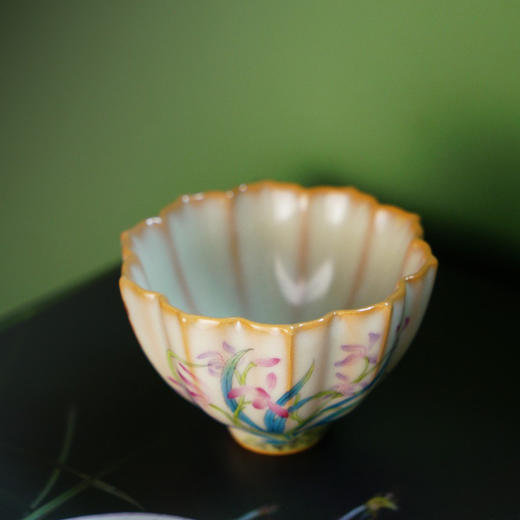 问鼎松涛彩绘哥窑瓜棱杯（瓜熟蒂落）青葵杯（玉兰蝴蝶）撷芳杯（虞美人）（缺货） 商品图1