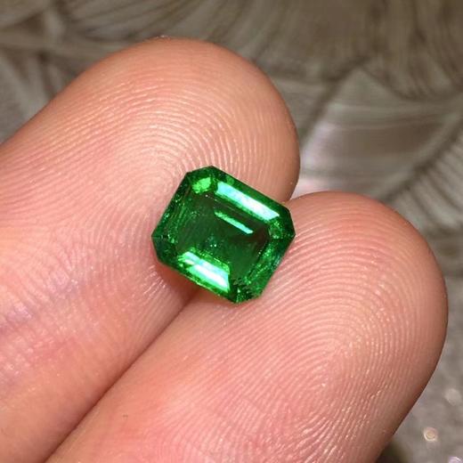 0.93ct 祖母绿裸石 商品图4