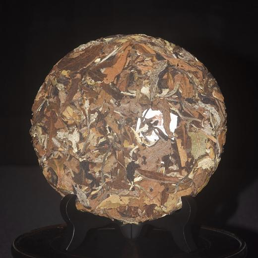 【独有千秋】2023年王子和山·白茶 200克饼 商品图3