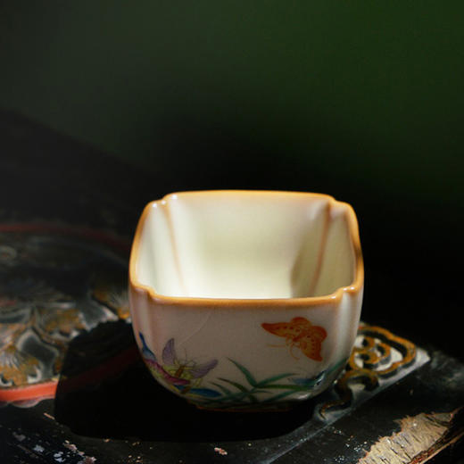 问鼎松涛彩绘哥窑四喜杯（庄周梦蝶）抚思杯（福禄安康）（缺货） 商品图5