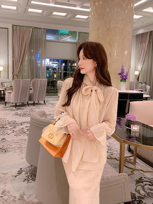 张心子【鎏金岁月】烫金法式女神范御姐雪纺套装女秋装裙子两件套 U2408033 商品图2