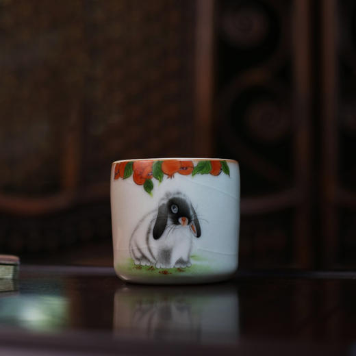 问鼎松涛彩绘哥窑游君杯（山野硕兔）（缺货） 商品图0