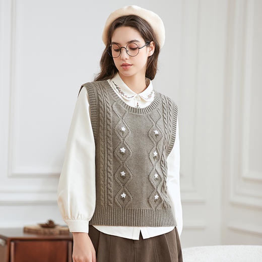 Famecoco花朵刺绣针织背心马甲叠穿女冬FAB8CA042 商品图3