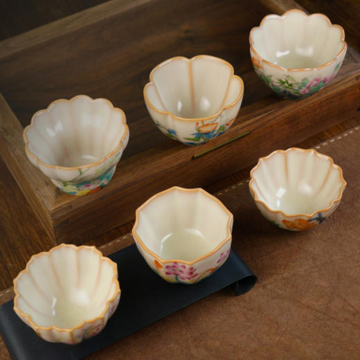 问鼎松涛彩绘哥窑报春杯（牵牛蔓碧）菡萏杯（国色天香）（缺货） 商品图3