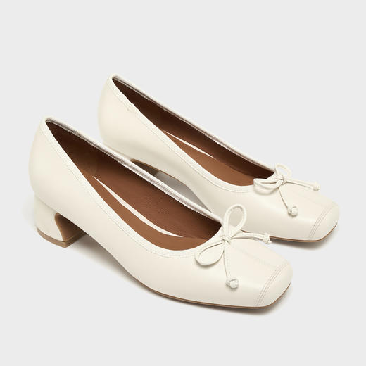 Julia Heuer 优雅猪鼻子方头粗跟鞋 商品图6