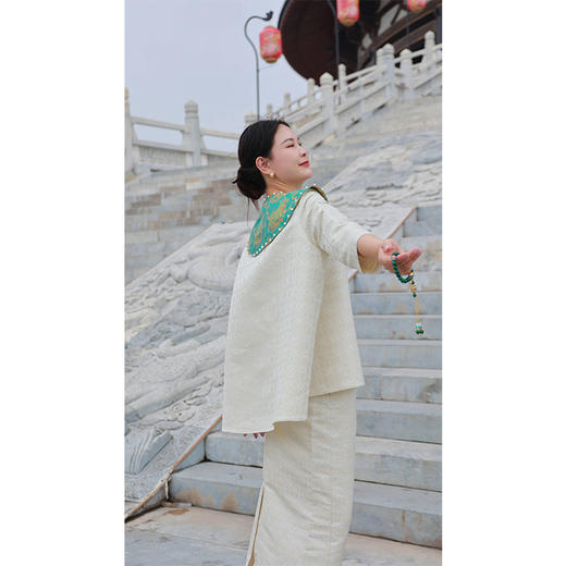 宁馨儿-套装（衫24808922+半裙24706757B-白定胜+云肩24810923-鹦鹉） 商品图6