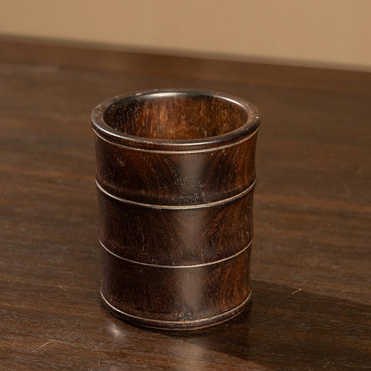 清 紫檀竹节工笔筒 商品图4