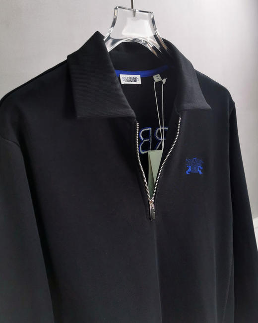 战马 2024秋季新款 马术骑士刺绣字母半拉链翻领卫衣 Z-11896 商品图2