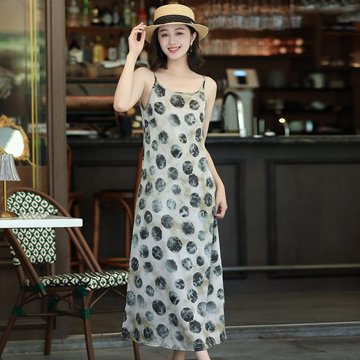 OY-24501法式缎面吊带裙2024夏季新款度假气质宽松显瘦长款连衣裙24501 商品图2