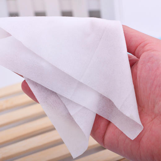 「9.9到手整盒50片」雅曼妮盒装湿纸巾50片独立单片 居家日用小包湿巾婴儿湿巾纸一次性清洁工具湿巾 商品图3