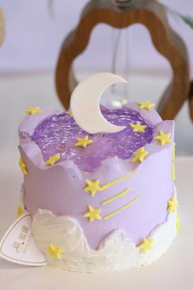 紫色梦幻与星辰