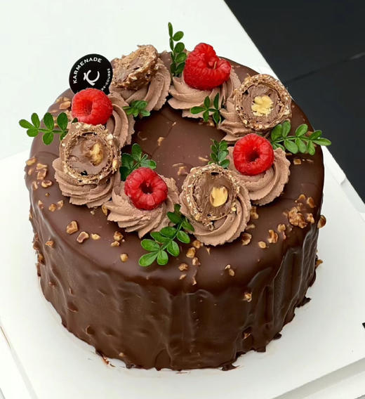 费列罗榛果梦龙巧克力脆皮蛋糕 商品图1