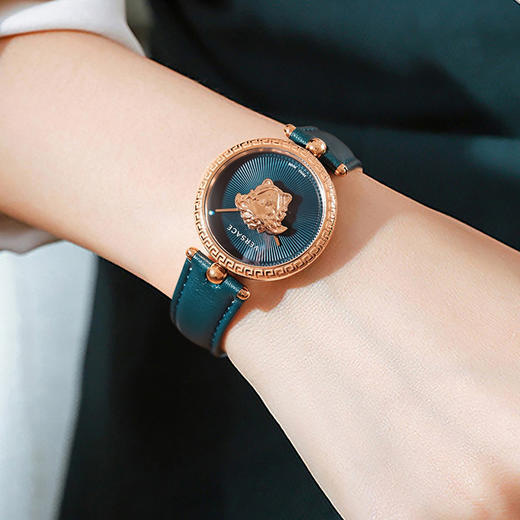 【全球购】versace/范思哲 女士VECQ00418 VECQ00318 Palazzo Empire 34mm石英时尚手表 VIRTUS VET300721 VET300821 MINI女生轻奢 商品图6