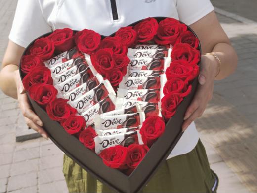 德芙巧克力七夕爱心礼盒 商品图1