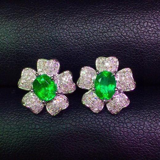 1.4ct 祖母绿耳钉 商品图5