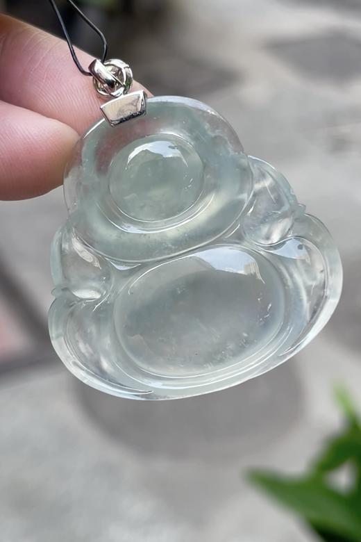 547066 翡翠高冰佛 大件饱满，通透水润，玉质细腻，翠色鲜艳，18k金奢华钻石镶嵌 裸石尺寸：34.3-33.2-7.3mm 超值价：50180 商品图4