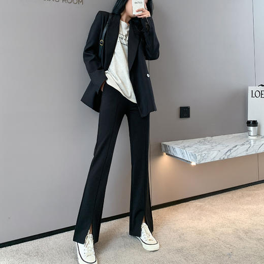 【时尚微喇开叉裤】 显高显瘦显腿长 简约干练 气质减龄 高弹亲肤 版型易搭 轻松穿出你的优雅气质范er 商品图5