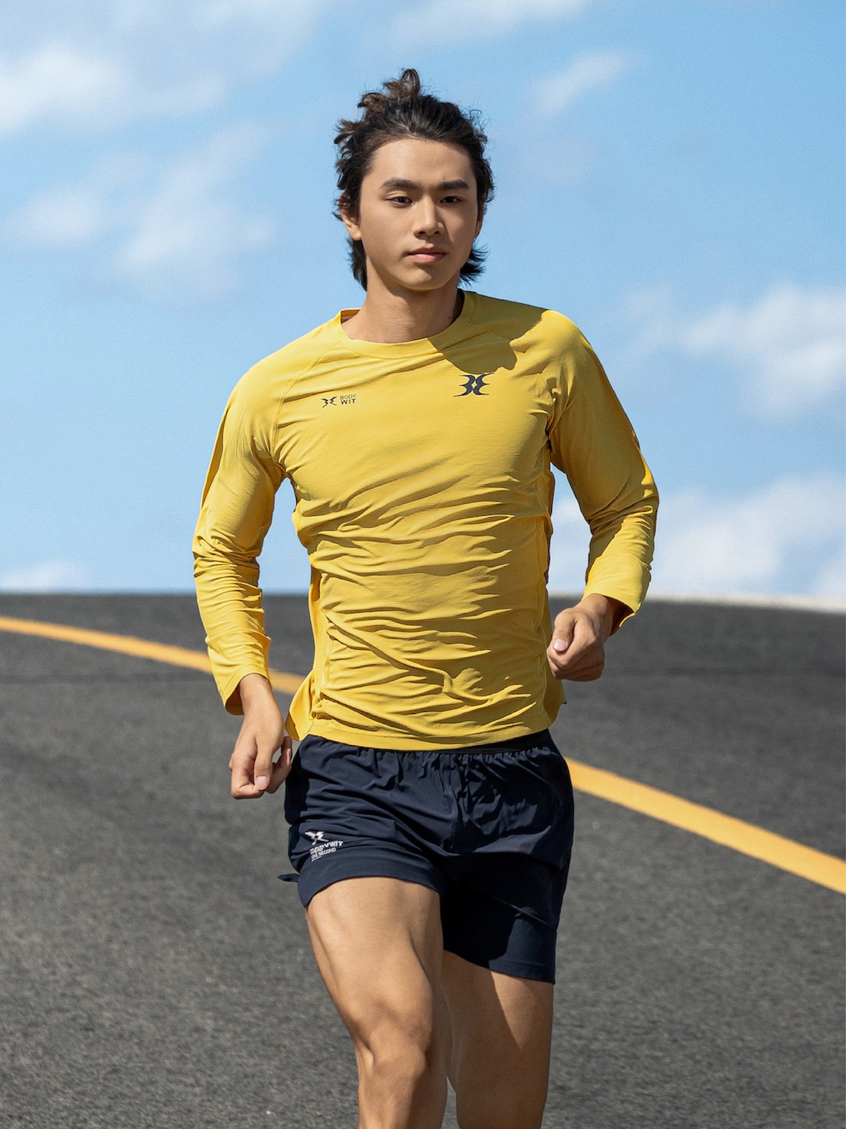 BODYWIT飞羽2.0男圆领长袖T恤