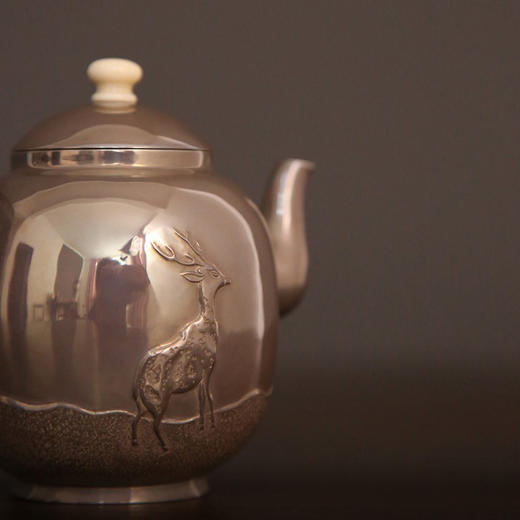 问鼎银壶望鹿壶 （缺货） 商品图3
