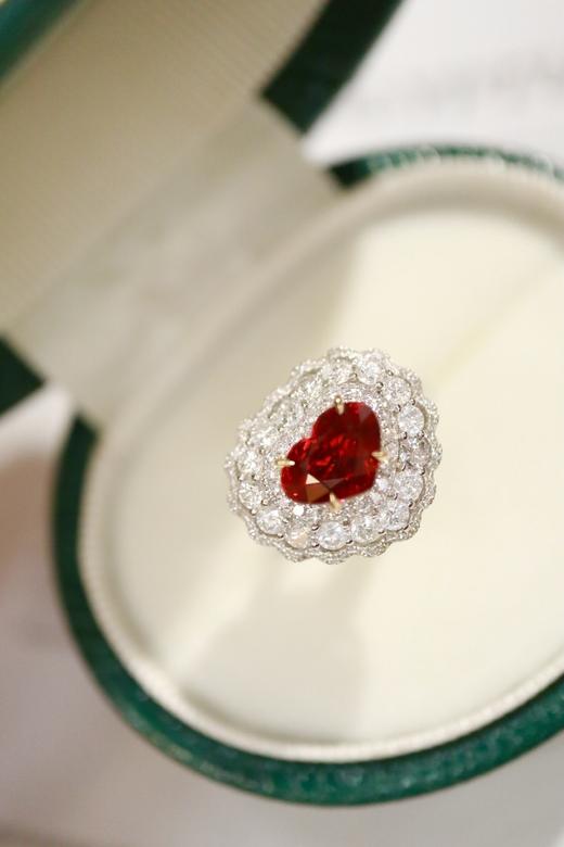 2.05ct 6.1g 红宝石戒指 商品图1