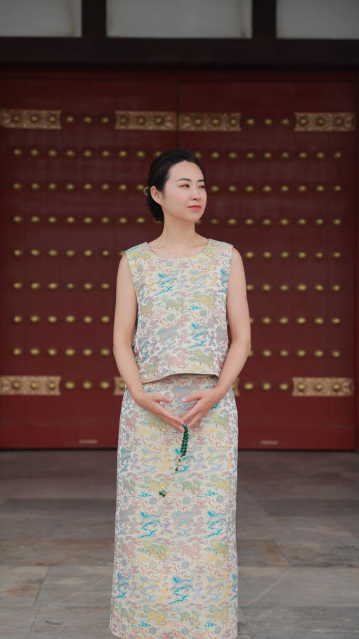 小蛟龙-套装（织金妆花-坎24704756Y-大赤+织金妆花-半裙24706757Y-大赤） 商品图0