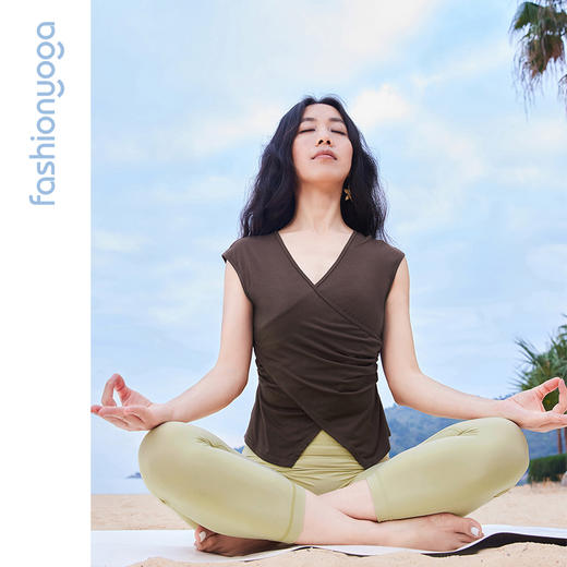 F14223亲肤V领显瘦外搭 商品图3