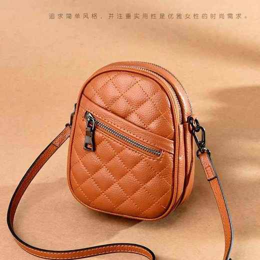 【简约格调】百尚尊丽 真皮菱格斜跨小包  A22705（3-5天发货） 商品图3