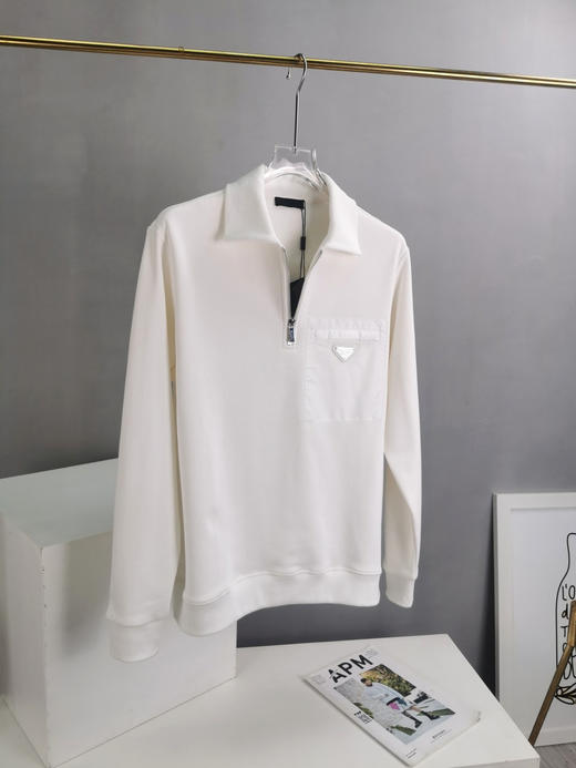 金属三角标 2024秋季新款 胸前贴布口袋 拼接半拉链翻领卫衣 Z-11895 商品图4