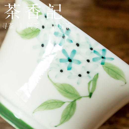 茶香记 手绘绣球花 无托小盖碗 自然意趣 圆融饱满 清新雅致 实用趁手 花木意趣 商品图2