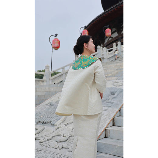 宁馨儿-套装（衫24808922+半裙24706757B-白定胜+云肩24810923-鹦鹉） 商品图5