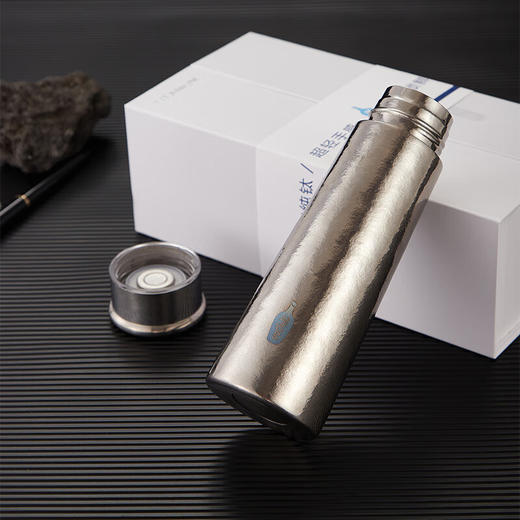 VOCHIC  谭雅纯钛保温杯VT2406-2  300ml 商品图4