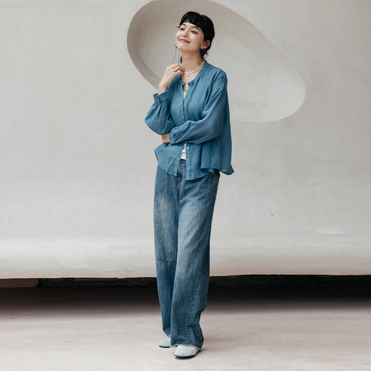 绽放旅行女装581朵/优质天丝苎麻圆领长袖衬衫垂顺皱纹处理小开衫 商品图3