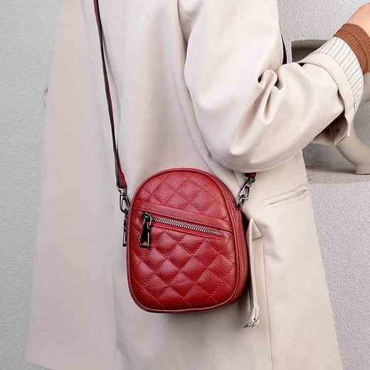 【简约格调】百尚尊丽 真皮菱格斜跨小包  A22705（3-5天发货） 商品图1