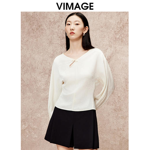 VIMAGE纬漫纪气质新中式盘扣显瘦暗纹衬衫上衣秋新款V2213815 商品图2