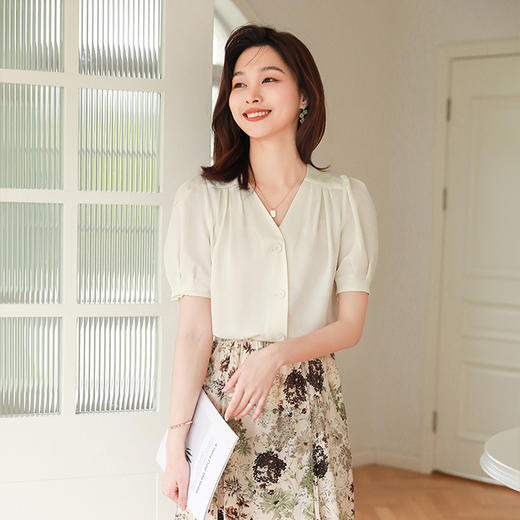 火桐hooton重磅V领抽褶真丝短袖779103 商品图8