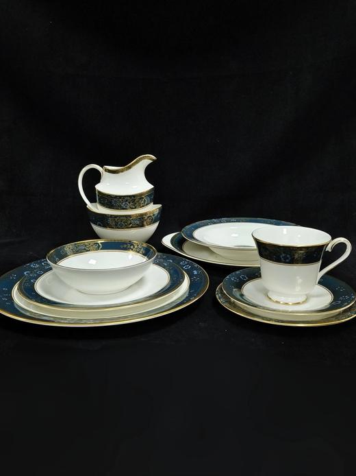 英国皇家道尔顿Carlyle骨瓷套装 商品图0