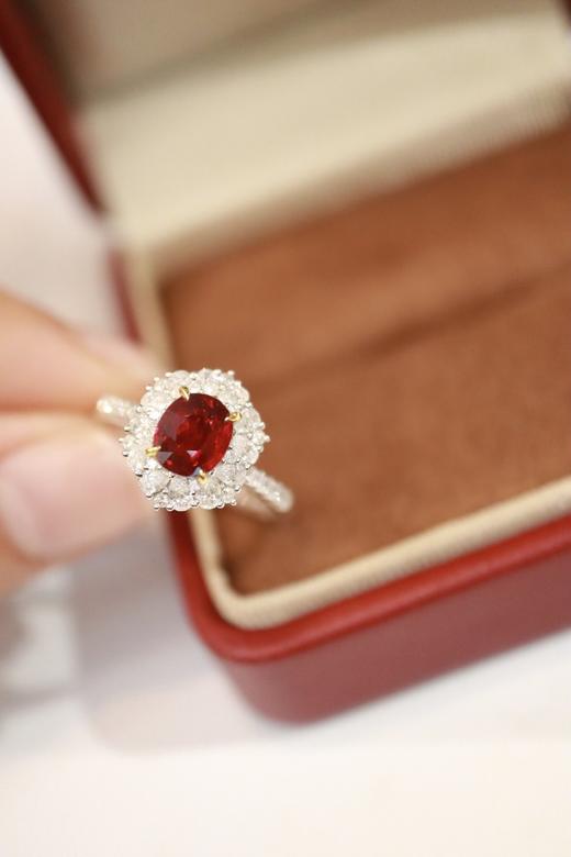 1.02ct 红宝石戒指 商品图4