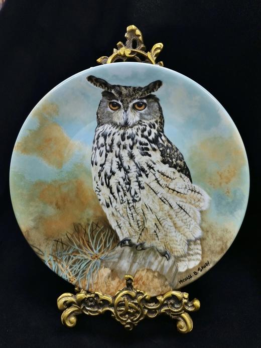 1990年英国科尔伯特发行的“智慧的猫头鹰”系列限量款赏盘，由Michael B. Sawdy创作 商品图0